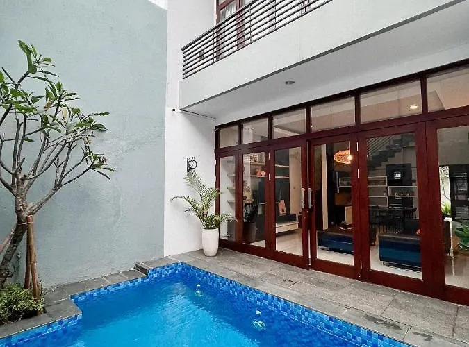 Cottonwood 4Br Villa Sutami With Pool Netflix Bbq