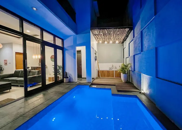 Cottonwood 4Br Villa Sutami With Pool Netflix Bbq